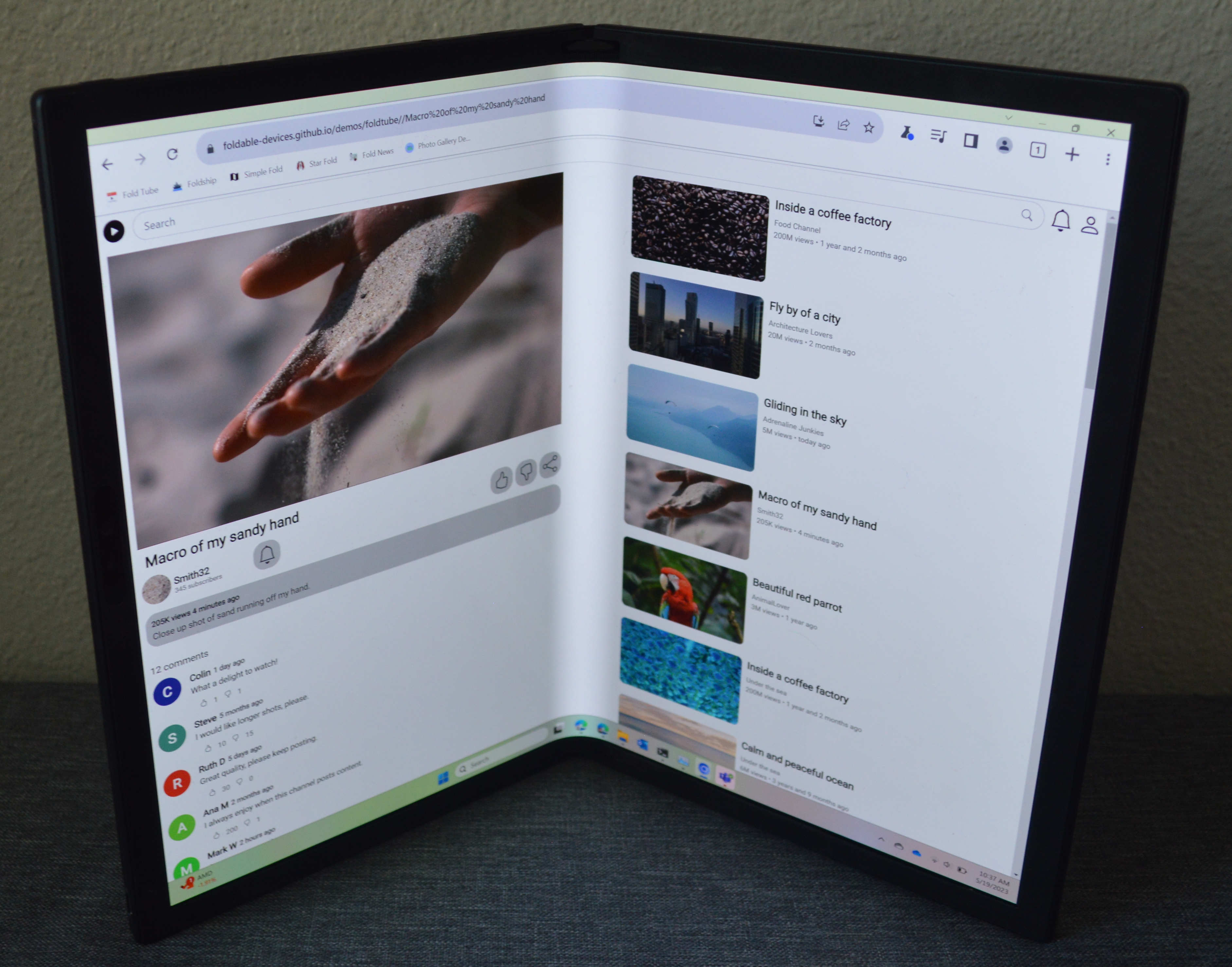 picture of a Asus Zenbook Fold running the fold tube demo